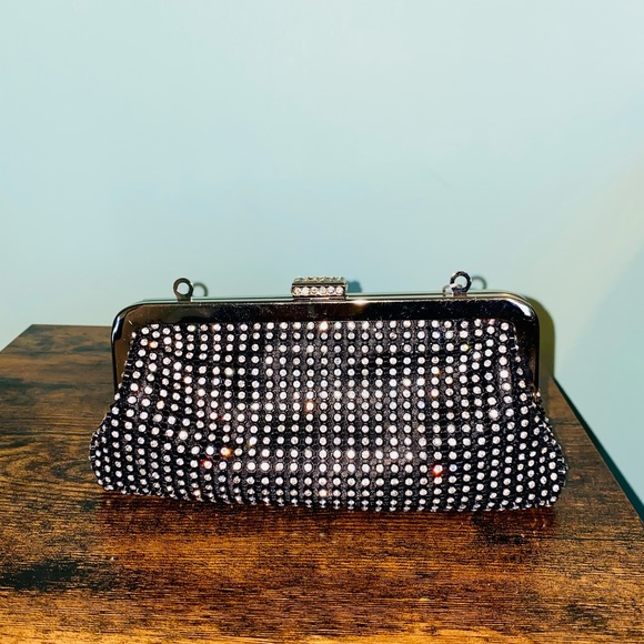 COPY - Brand new with tag.. crystal clutch purse - Picture 9 of 10